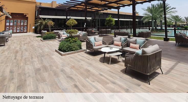 Astuce nettoyage : Ravivez votre terrasse après l'hiver
