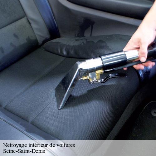 93 : Nettoyage en profondeur pour l'intérieur de votre véhicule par des experts