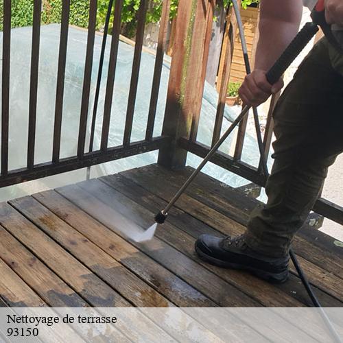 Comment entretenir votre terrasse pour qu'elle reste éclatante