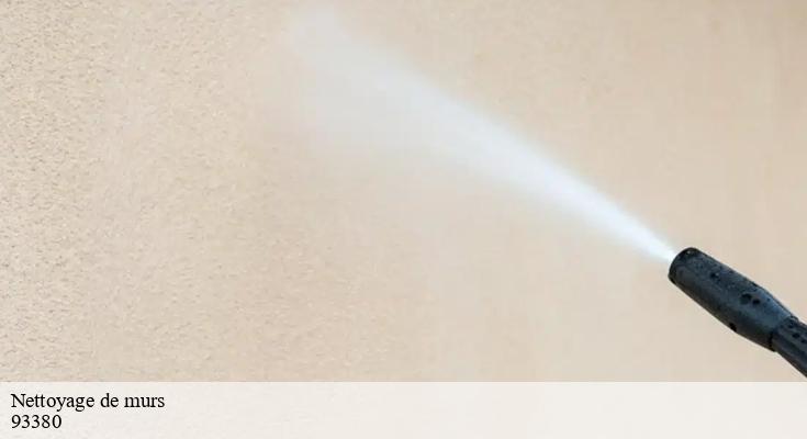 93380 : comment préserver la propreté de vos murs ?